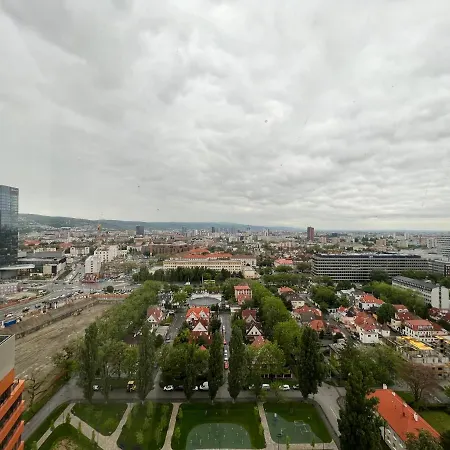 Stylish With Stunning View Possibility Of Parking Apartment *