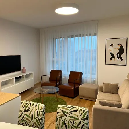 Apartment Stylish With Stunning View Possibility Of Parking Bratislava